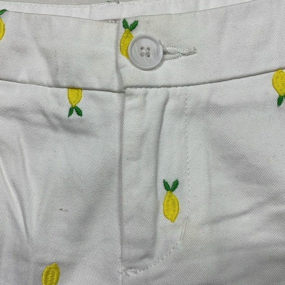 Merona size 2 White Pineapple Print Women's Shorts with 2-3/4 inseam - Picture 4 of 5